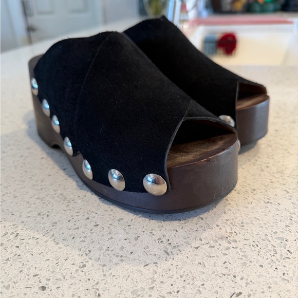Ganni Suede studded wood platforms - Picture 3 of 8